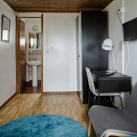 Giralda مكان تخييم هويلفا